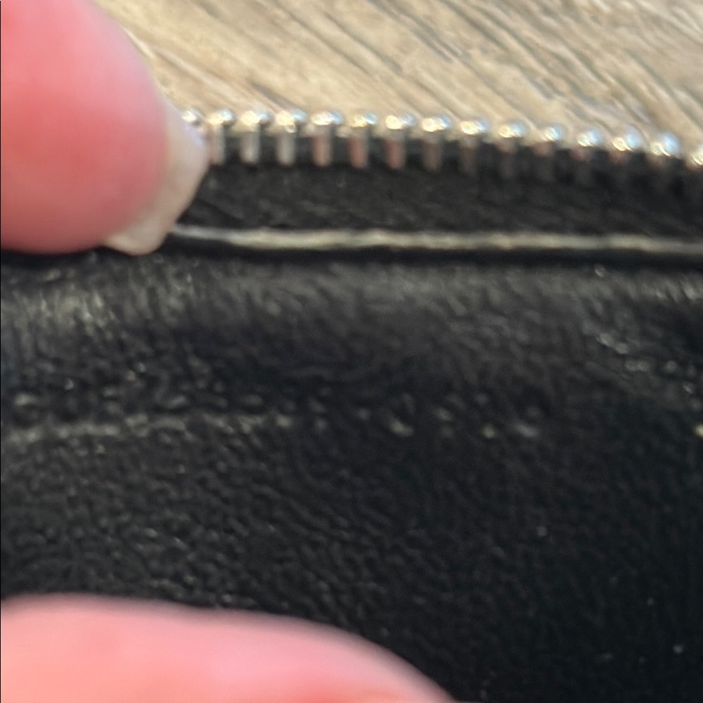 Saint Laurent Black Leather zippered small wallet card Holder - Picture 10 of 10